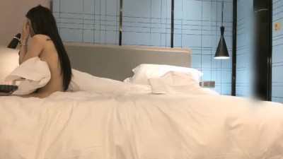 귀여운 키다리, 웃는 게 달콤해, 형이 추천한 거 보면 틀림없어요.